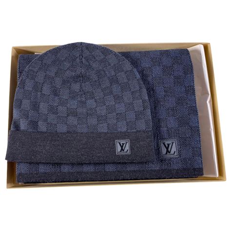 louis vuitton mens scarf hat set|Louis Vuitton monogram beanie.